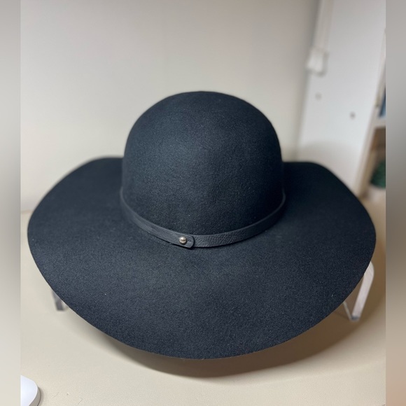 Wool Floppy Hat NWOT - Picture 2 of 8